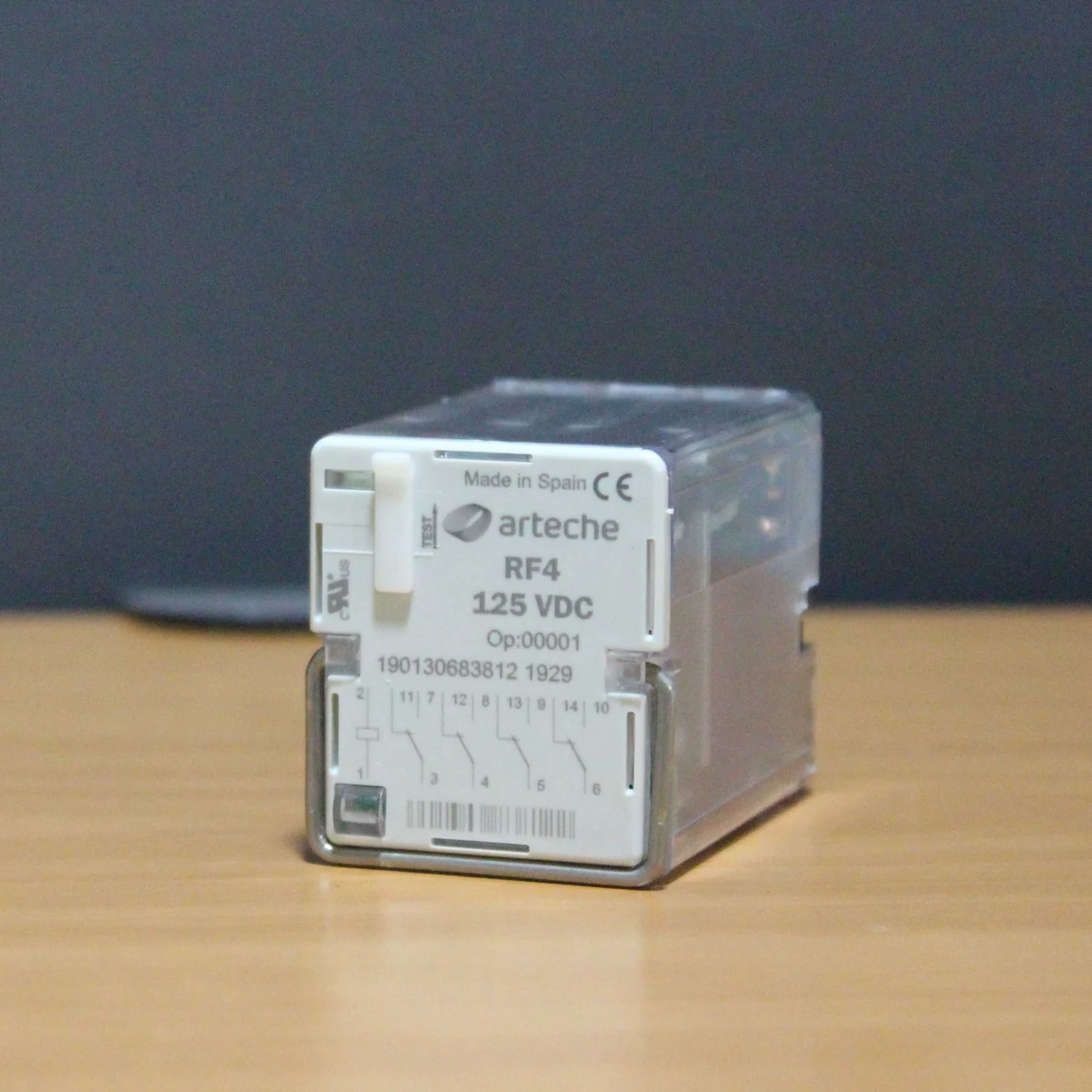 Relé ARTECHE RF4 125 VDC